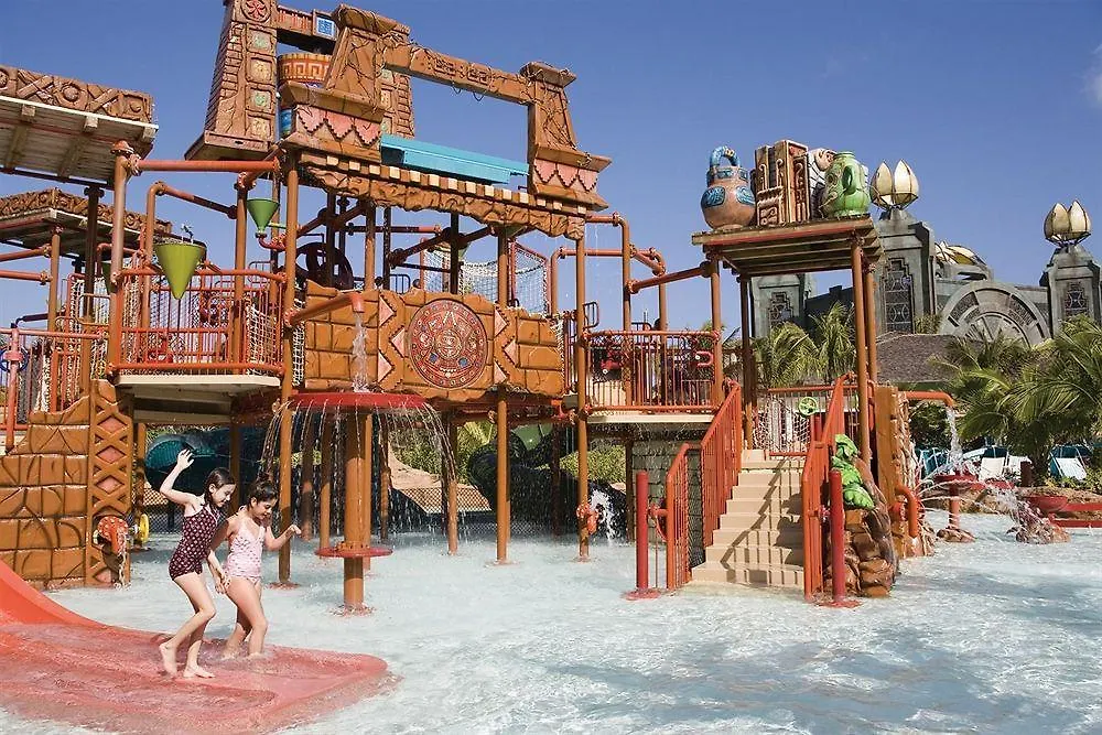 נסאו The Beach At Atlantis 4*,